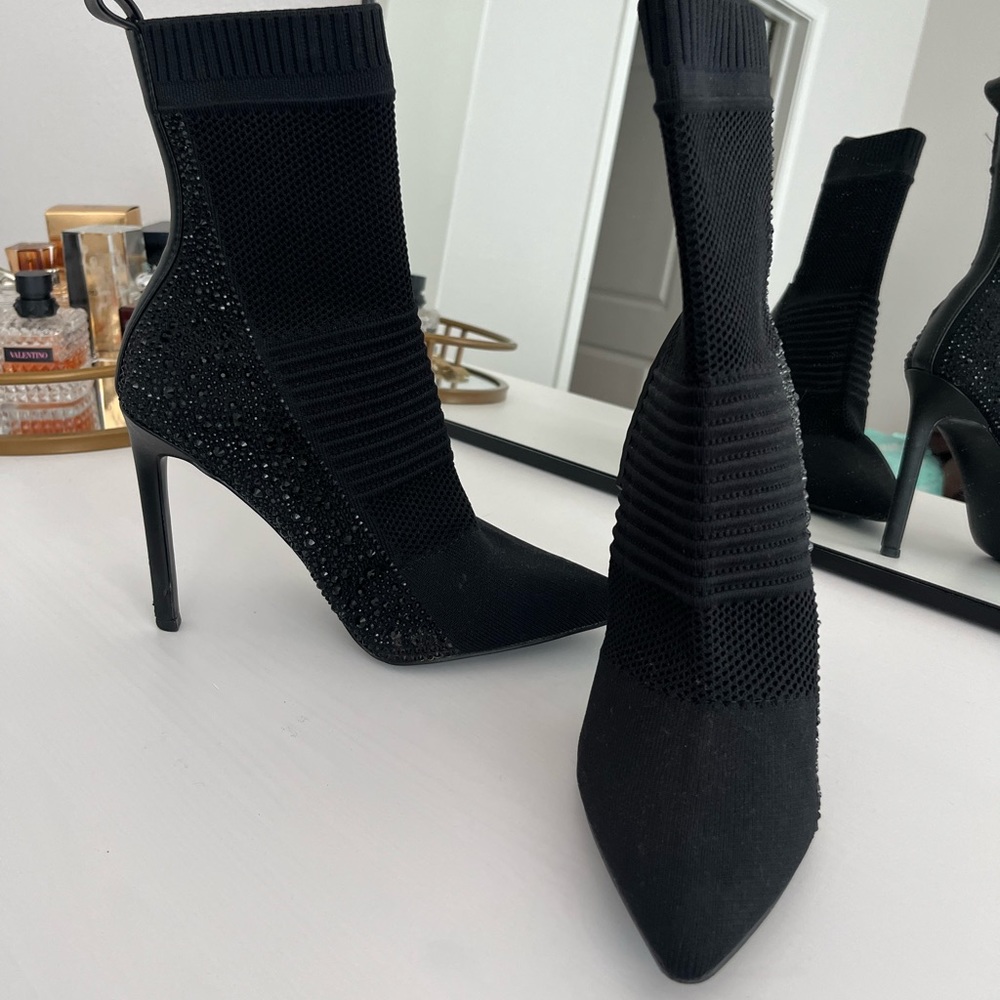 Steve Madden Black Maxwell Sock Boot Size 8.5 - image 2